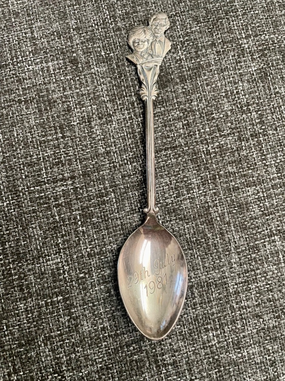 Lot of 23 Silver Plated Souvenir Spoons - Picture 2 of 13